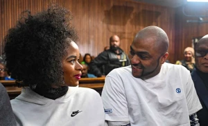 Người đẹp và đồng phạm Bester